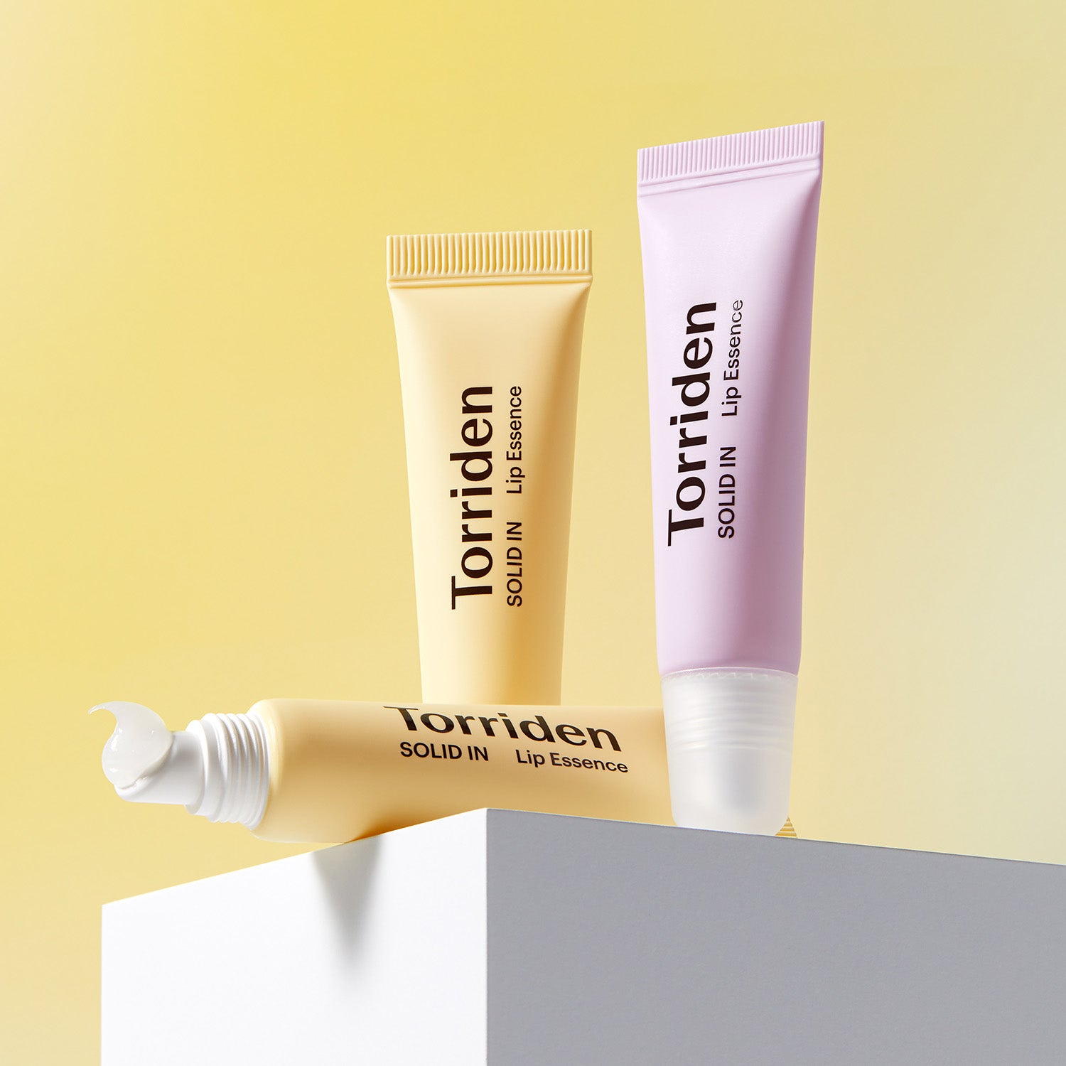 SOLID IN Lip Essence